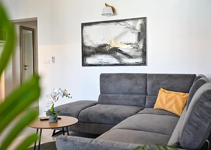 Apartment Kozina *